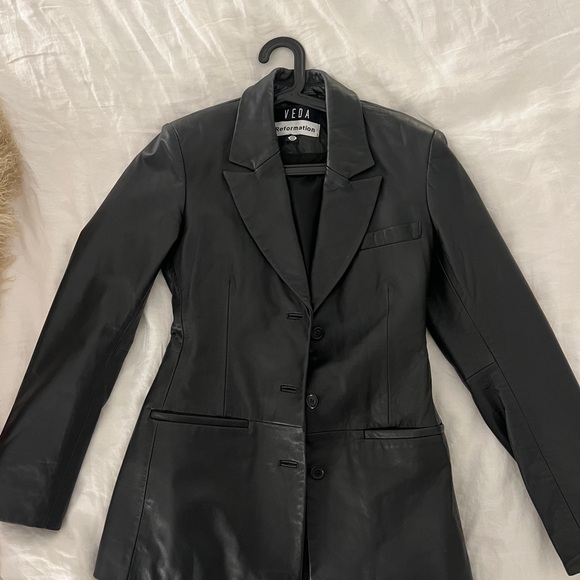 Reformation VEDA Hal Leather Blazer - Picture 4 of 5